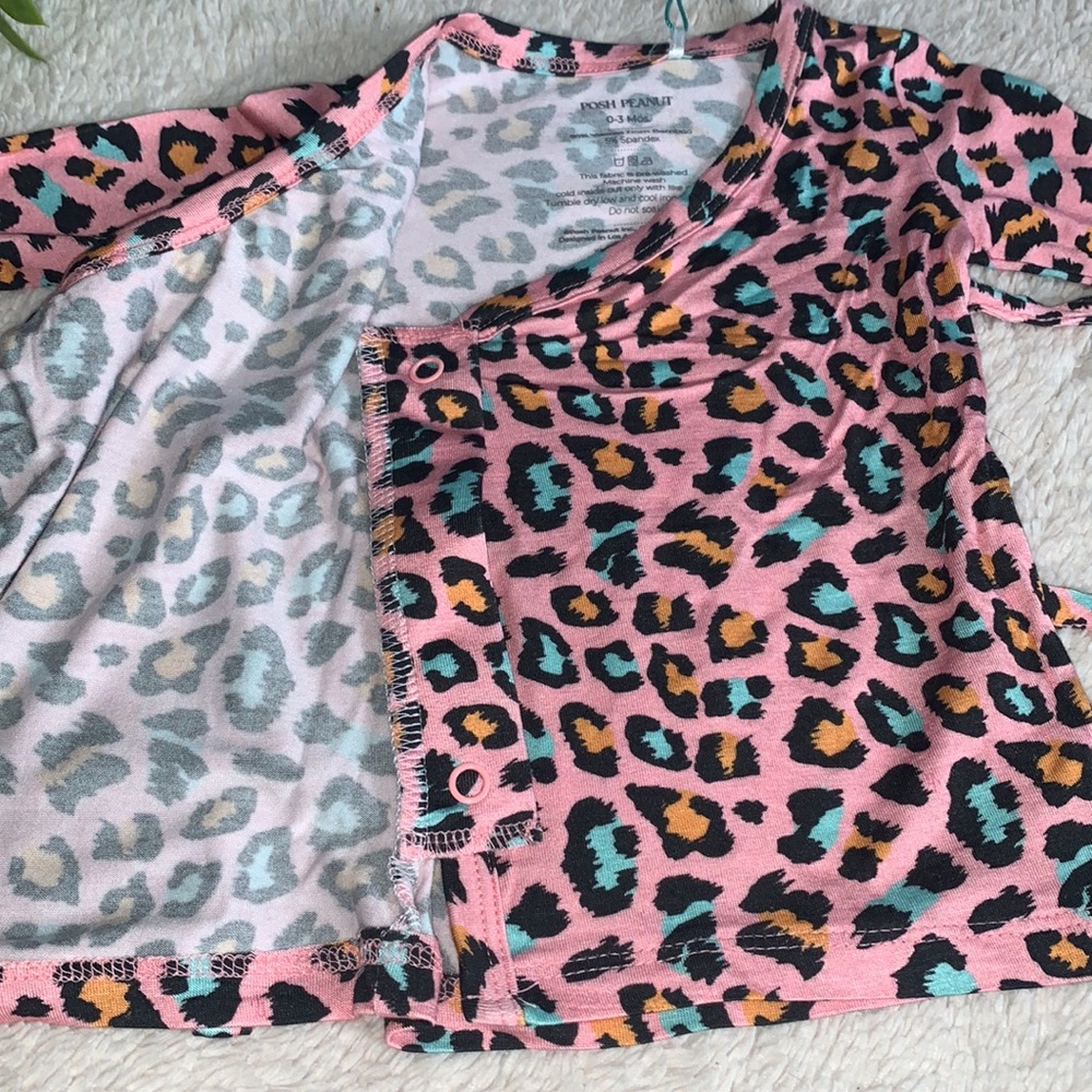 NWT Posh Peanut Roxy Tie Front Ruffled Kimono Set PINK LEOPARD 0-3M - Picture 4 of 11